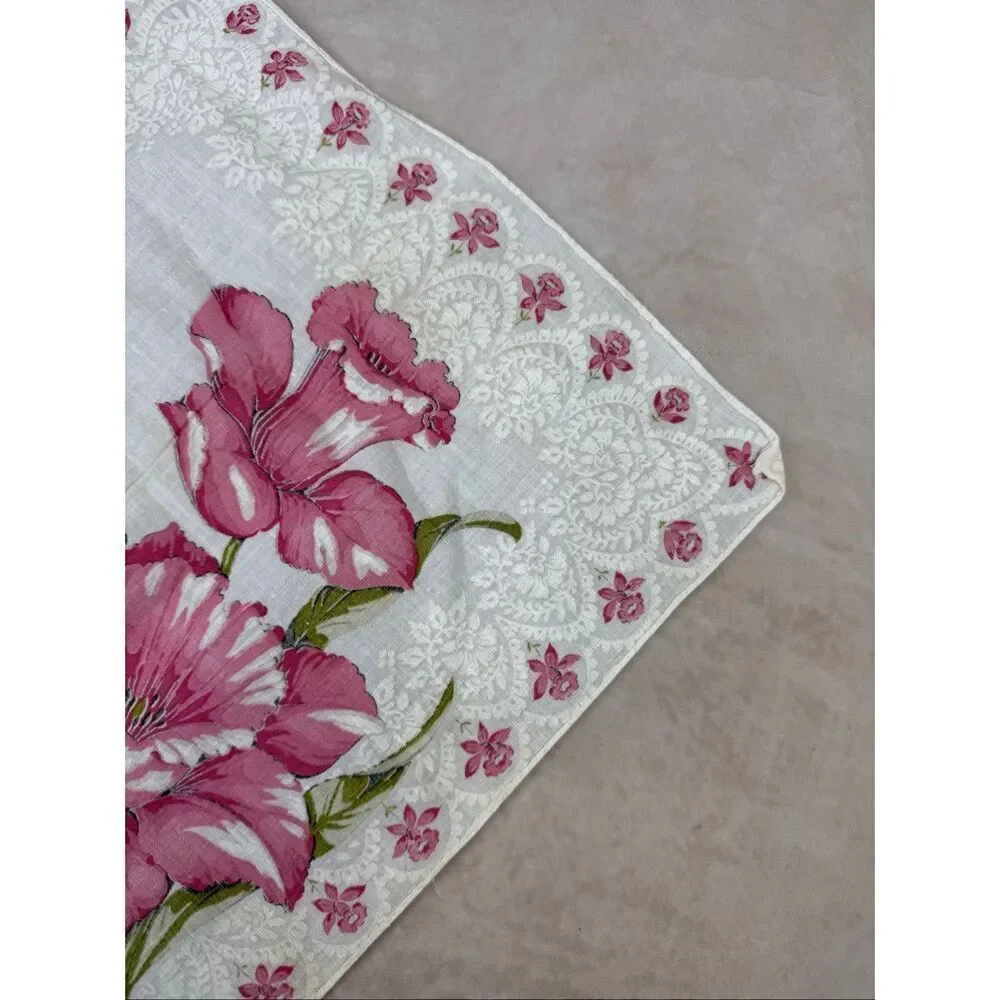 Vintage 1950s Pink Floral Hankie Handkerchief READ